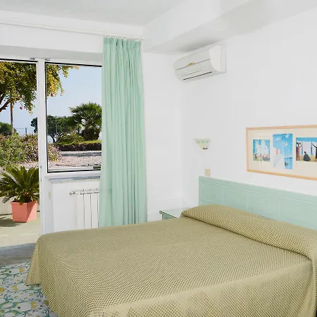 Parco Cartaromana Hotel 3*