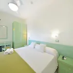 Parco Cartaromana Hotel