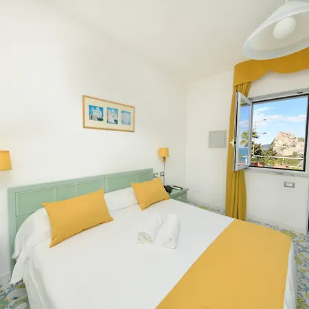 Parco Cartaromana Hotel Ísquia
