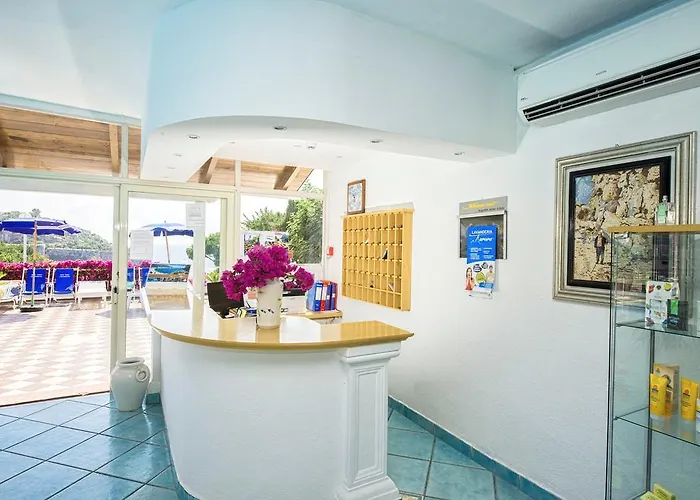 Hotel Parco Cartaromana Ísquia