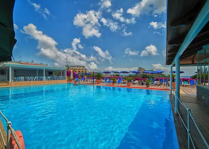 Parco Cartaromana 3*