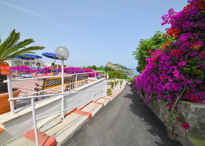 Hotel Parco Cartaromana Ísquia