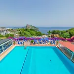 Parco Cartaromana 3* イスキア島
