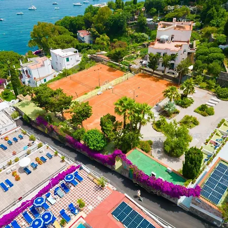 Parco Cartaromana 3*